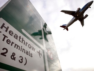 Energetyczny koncern ABB rekrutuje inżynierów na lotniskach