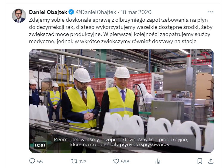18 marca Daniel Obajtek informował o wizycie prezydenta Andrzeja Dudy w należącym do Orlenu zakładzie produkującym płyn do dezynfekcji rąk i powierzchni. Źródło: Twitter