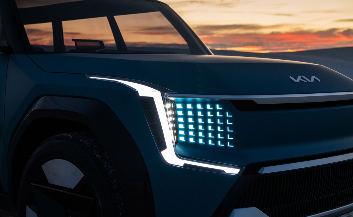Kia EV9 kształtem przypomina auto zbudowane przez dziecko z klocków Lego, ale to poważna inżynierska robota