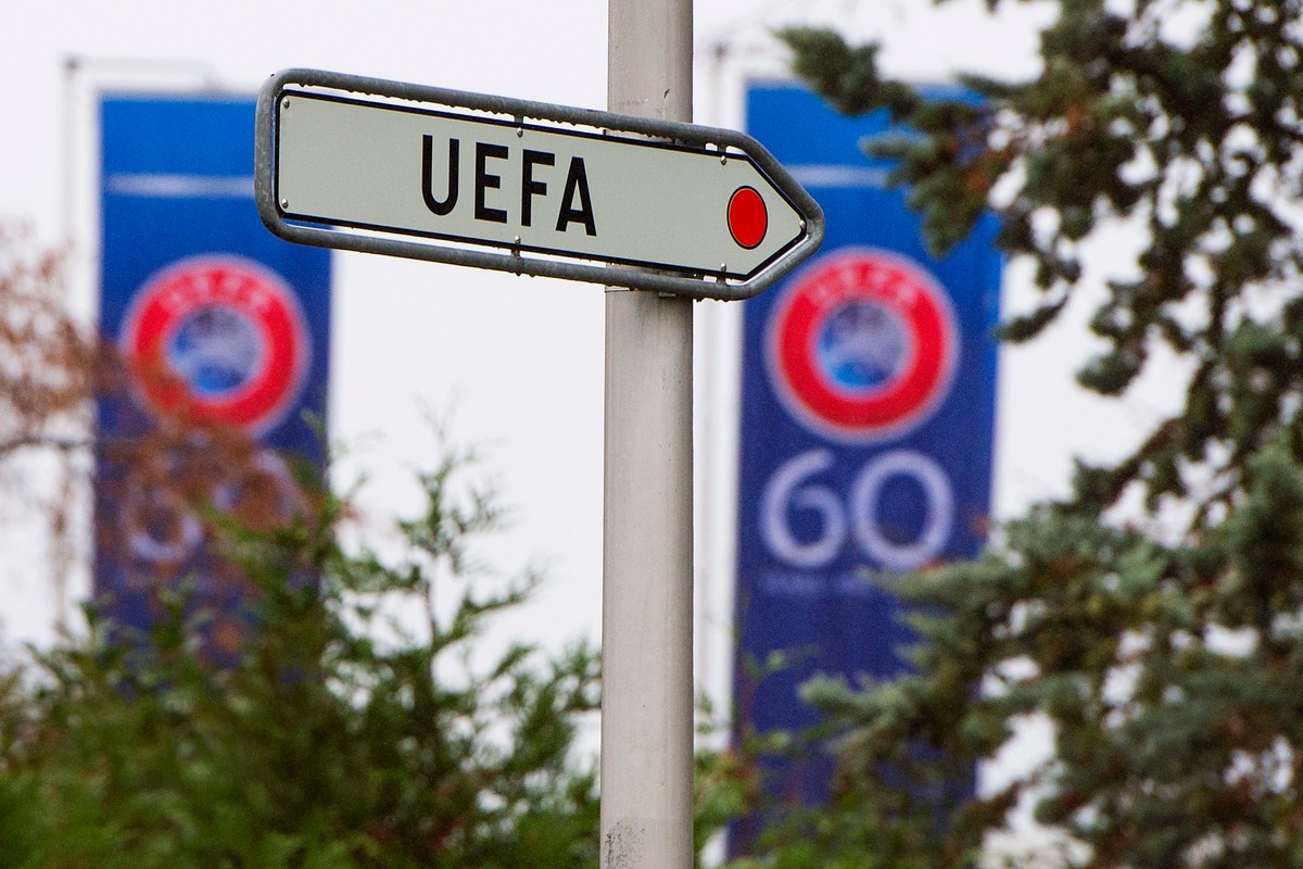 Kibice Legii: Na stadionie nie ma miejsca na tęczowo - lewacką propagandę