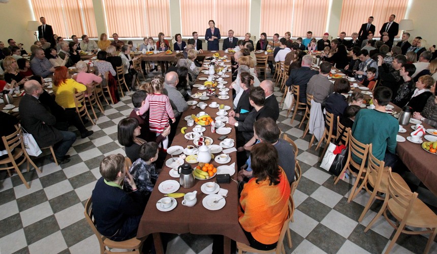 Ewa Kopacz u ewakuowanych z Donbasu