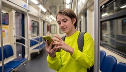 Cyfrowa legitymacja uczniowska dostępna w aplikacji mObywatel. Jak działa?