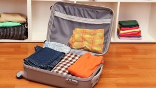 Poradnik pasażera: co można zabrać ze sobą na pokład samolotu