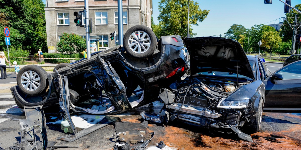 wypadek skrzyzowanie pulawskiej i domaniewskiej 