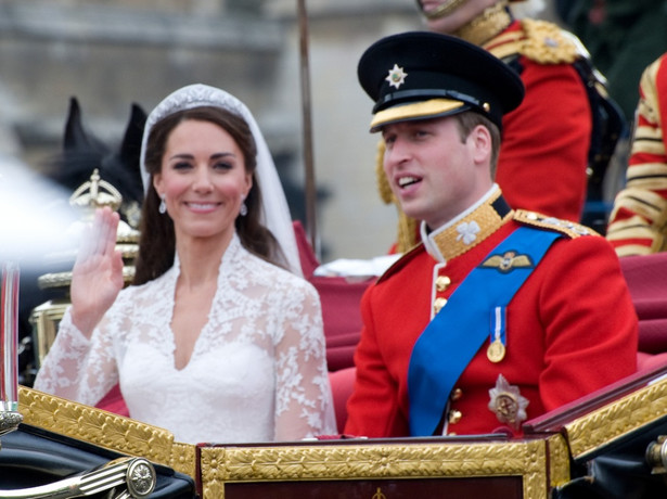 Brytyjczycy śpiewają dziś księżnej Catherine Middleton sto lat!