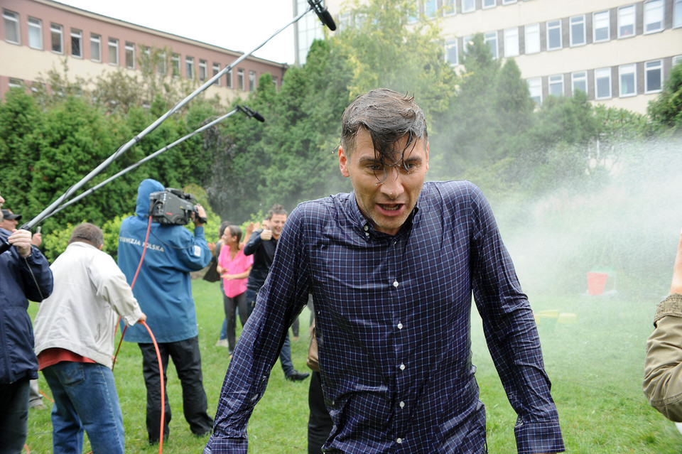 Ice Bucket Challenge w wykonaniu "Pytania na śniadanie"