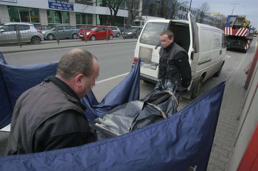 Warszawa, dźwig, piesza, potrącenie, kierowca, śmierć na pasach, ulica Marynarska, ulica Postępu