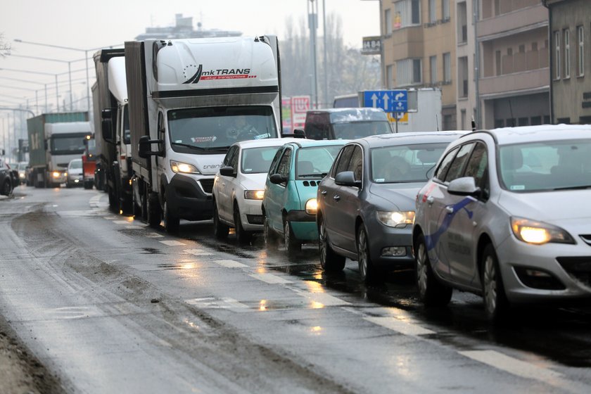 Tak kierowca przeprosił za wypadek, który zablokował ruch w Łodzi