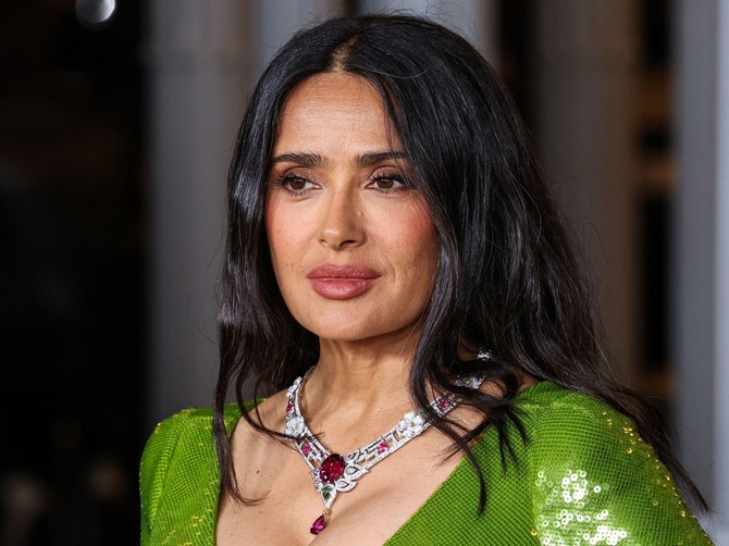Salma Hajek rođena je u znaku Device