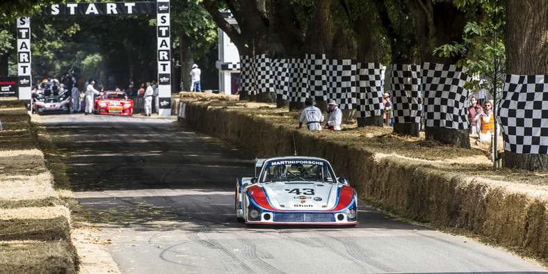 70 lat Porsche – parada w Goodwood