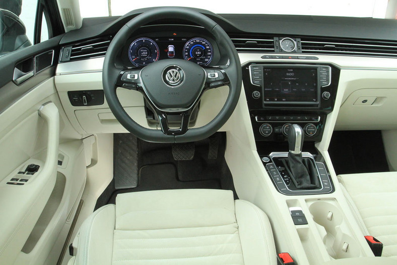 Z przyczepą już łatwiej - test Volkswagena Passata 2.0 TDI z systemem Trailer Assist