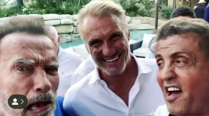 Glumac danas sa "snažnim" prijateljima