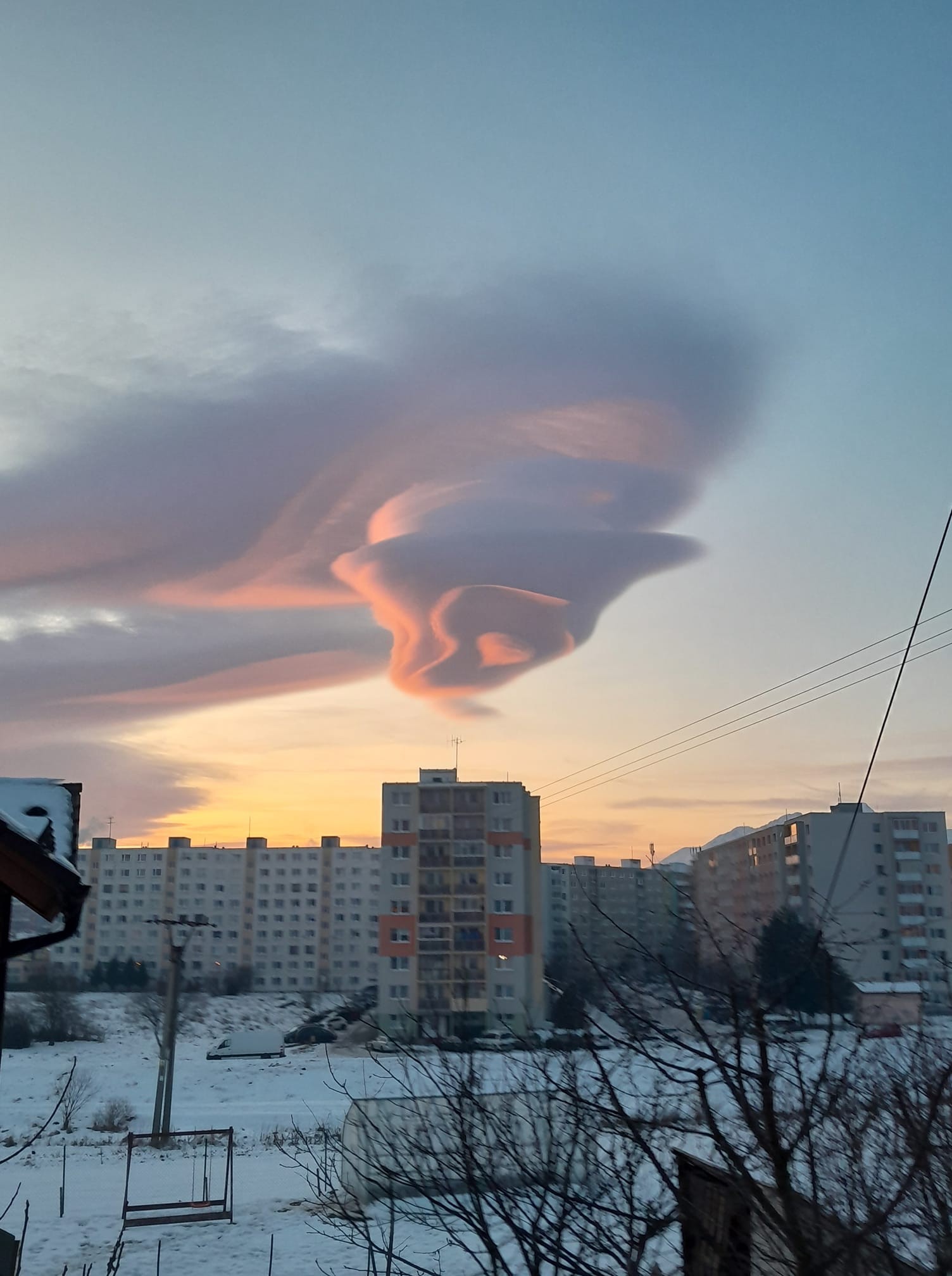 Nad Tatrami bol spozorovaný nevídaný oblak.