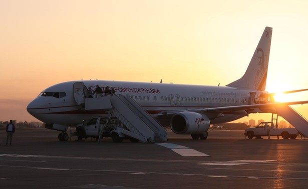 Samolot rządowy Boeing 737-800 NG "Józef Piłsudski" w bazie lotniczej Incirlik