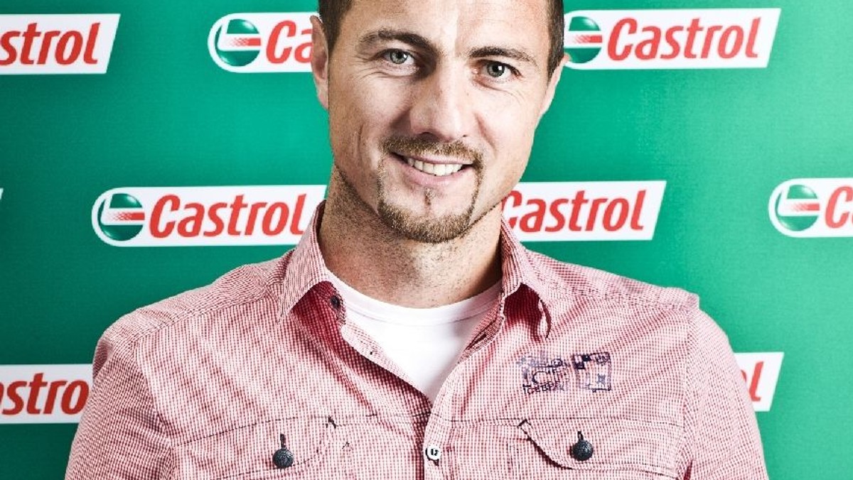 Firma Castrol, oficjalny Sponsor Euro 2012, podpisała kontrakt ambasadorski z Jerzym Dudkiem. Na mocy umowy jeden z najbardziej rozpoznawalnych polskich piłkarzy będzie wspierał realizację projektu sponsoringowego związanego z UEFA Euro 2012.