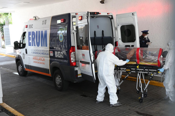 POGINULO 14 LJUDI U PREVRTANJU AUTOBUSA Tragedija u Meksiku: Povređena 31 osoba na putu za manastir