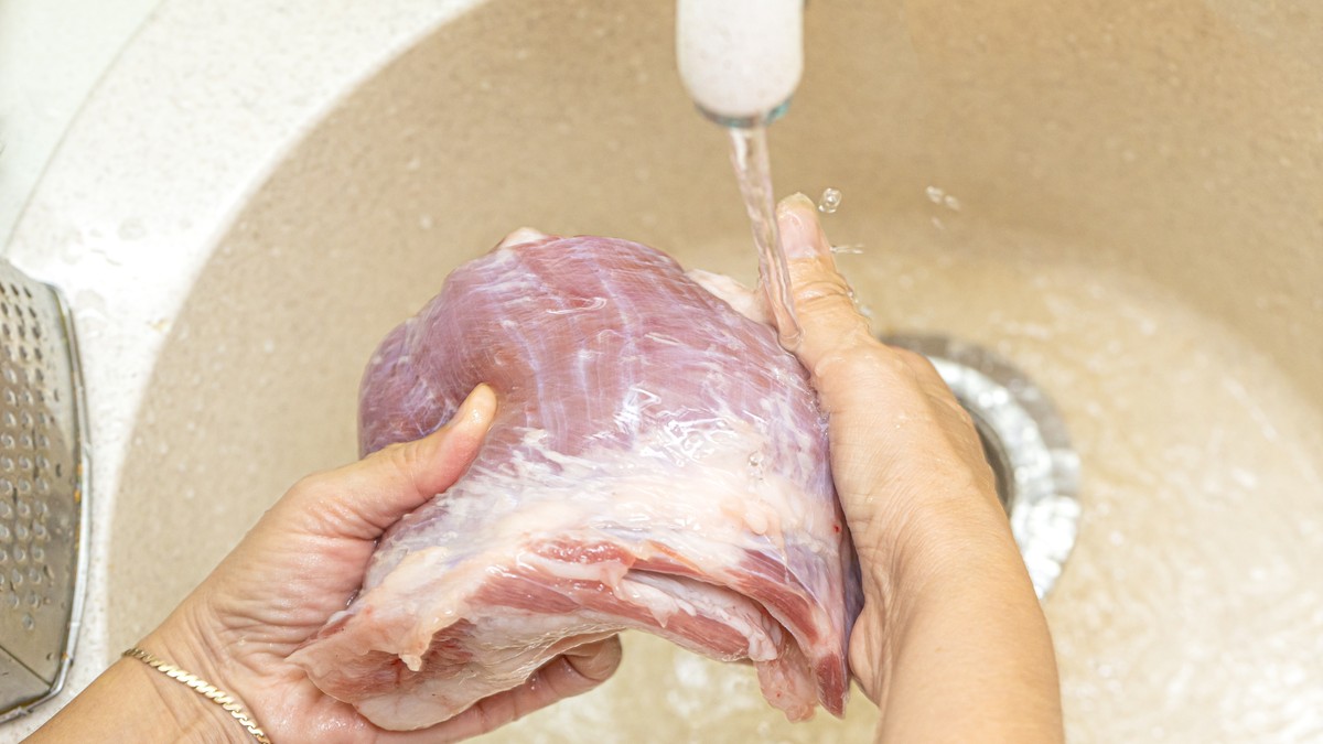 Svaka druga domaćica pogrešno odmrzava meso