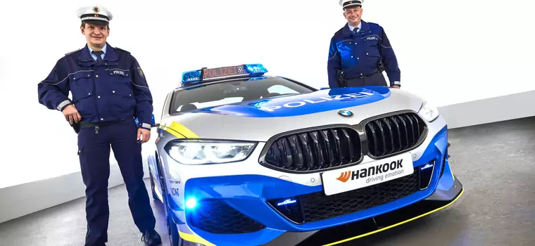 Radiowóz po tuningu - BMW M850i AC Schnitzer