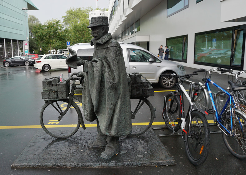 Pomnik rowerowego pocztowca w Lucernie