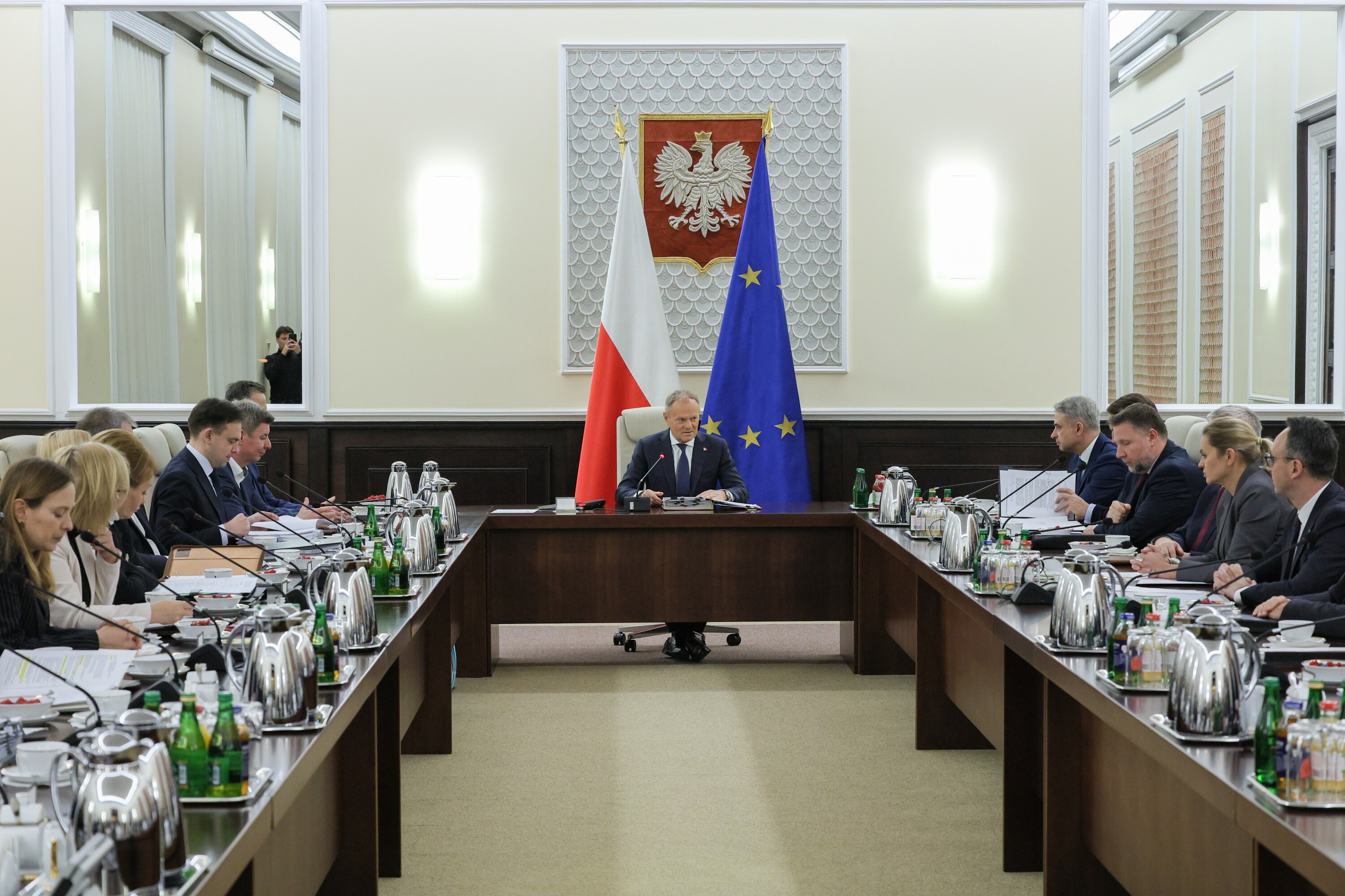 271 mld zł deficytu: Koalicja Tuska chwali sukcesy, opozycja grzmi