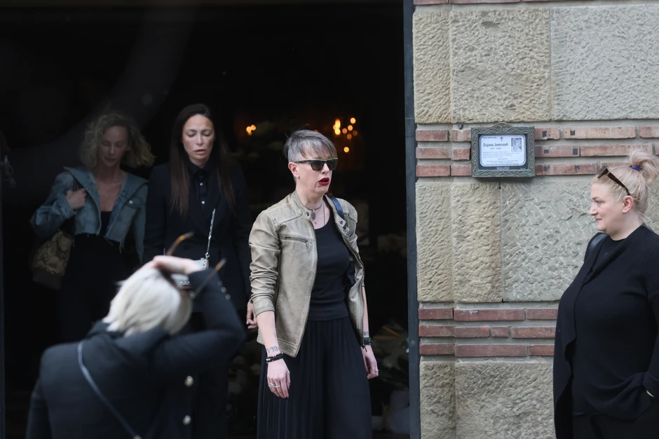 Tijana Dapčević na sahrani