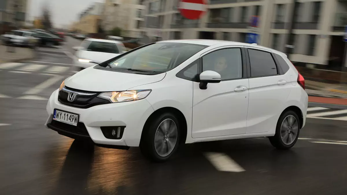 Honda Jazz 1.3 CVT Elegance - praktyczna i oszczędna, ale...