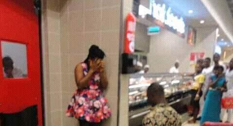 Man proposes to girlfriend inside Shoprite [PHOTOS]