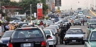 Fuel scarcity: Petrol queues resurface all over the country. (Techuncode)