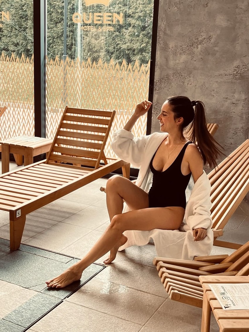 Marija Egelja na bazenu 