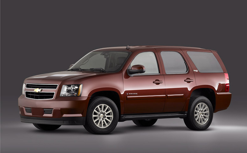 Chevrolet Tahoe zielonym samochodem roku 2008