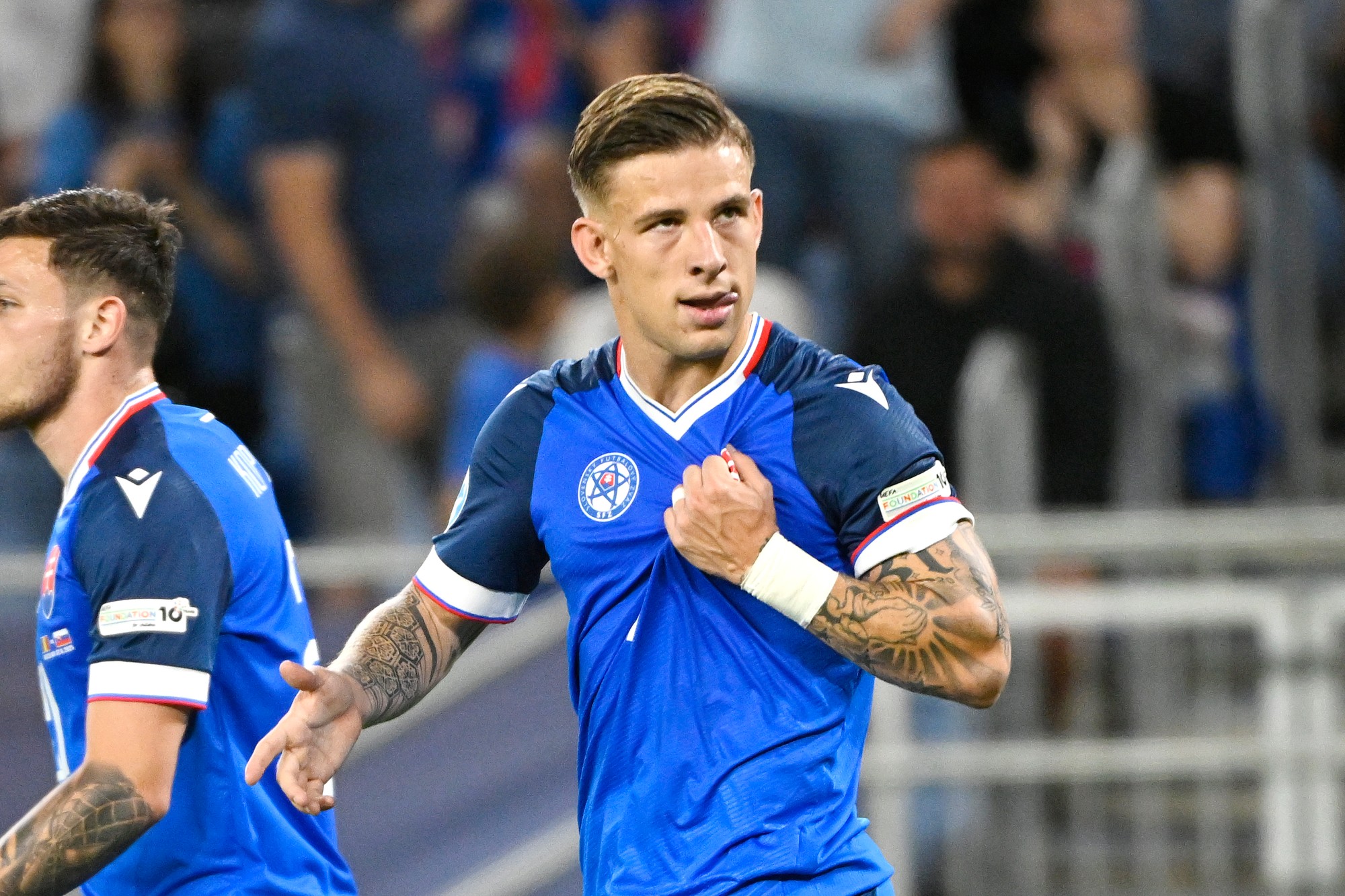 Tomáš Suslov (Slovensko) sa teší z gólu. 