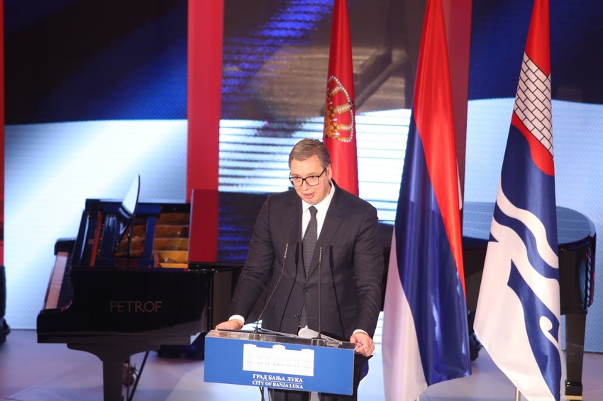 Aleksandar Vučić na svečanoj akademiji