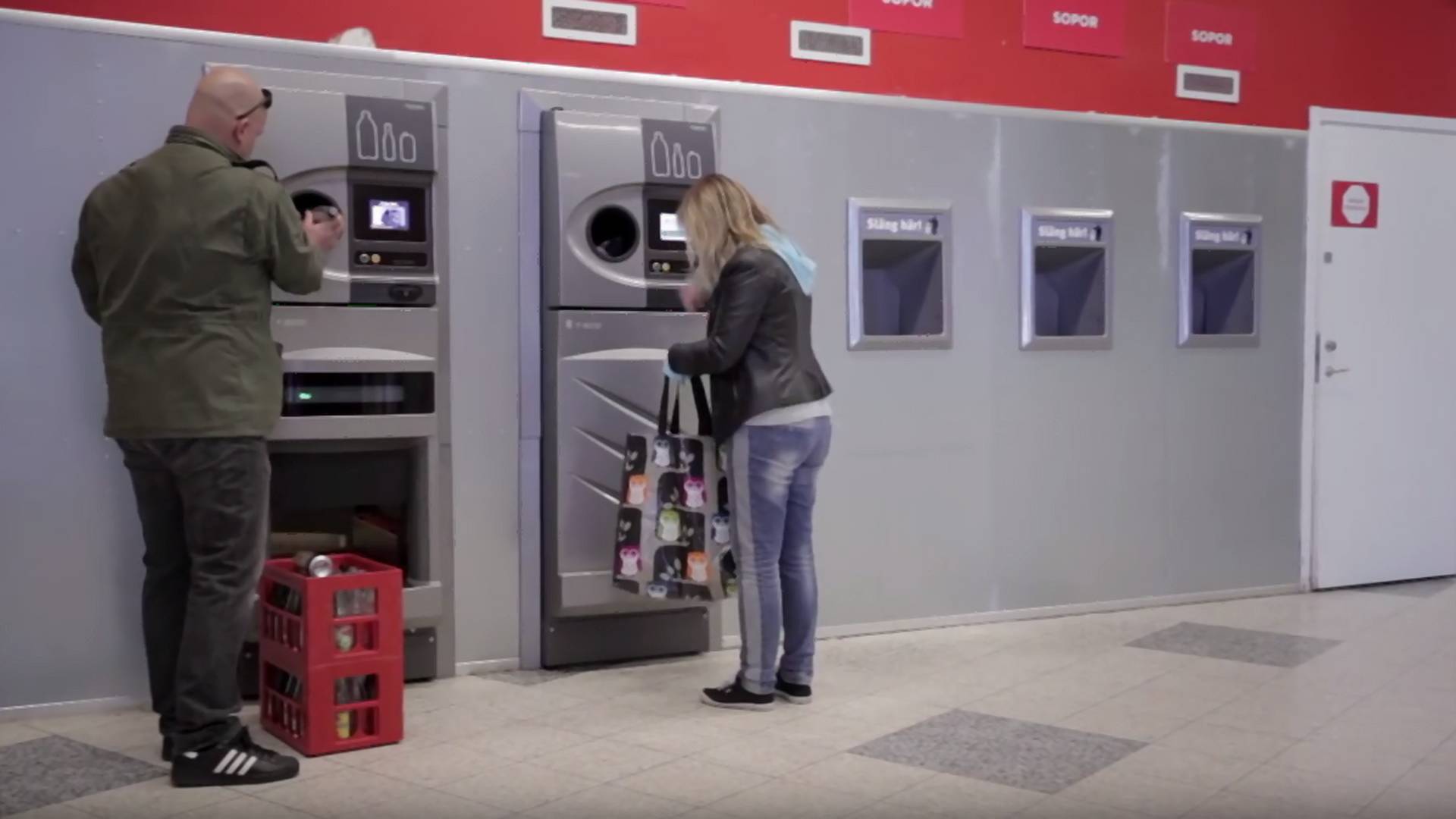 Automaty, które za zużyte butelki wypłacają pieniądze - już niedługo w Polsce?