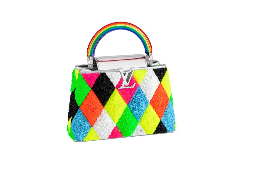 UGO RONDINONE Der Schweizer Künstler vereint in seinem Design zwei für ihn typische Motive: den Clown und den Regenbogen.