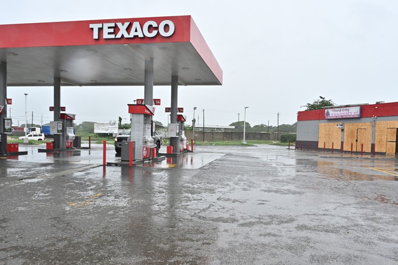 Jamaica braces for Hurricane Melissa