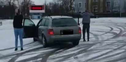 Tak się kończą popisy na parkingu w Radomsku. Uszkodzone auto i wysoki mandat za drift z internetu [WIDEO]