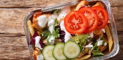 Kapsalon, czyli holenderski kebab, to dobry pomysł na jednogarnkowy obiad