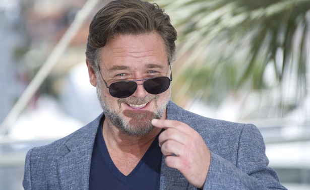 Dlaczego Russell Crowe kibicuje Polsce? Coś go z nią łączy? A może dopiero... połączy?