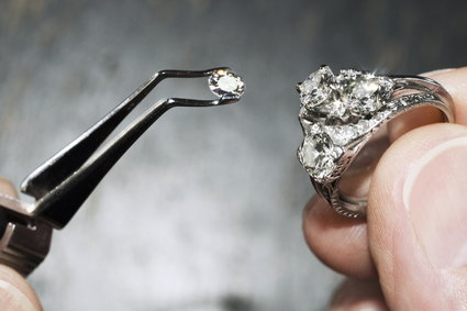 Polacy też kochają diamenty. Najdroższy pierścionek wylicytowany w Polsce kosztował tyle, co dobry samochód