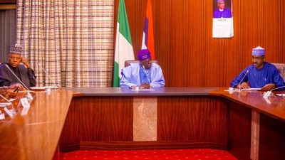 President Bola Tinubu (M) and his Vice, Kashim Shettima (L) during a meeting at the State House in Abuja. [Presidency]