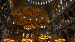 hagia sophia to jeden z największych zabytków na świecie. nie wiadomo, czy przetrwa