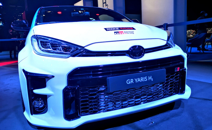 Toyota GR Yaris H2, czyli z silnikiem spalinowym na wodór