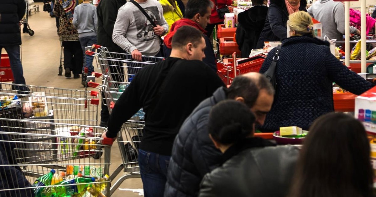 W sklepach zabraknie ważnego towaru? "Najbliższe tygodnie". Kupuje prawie każdy