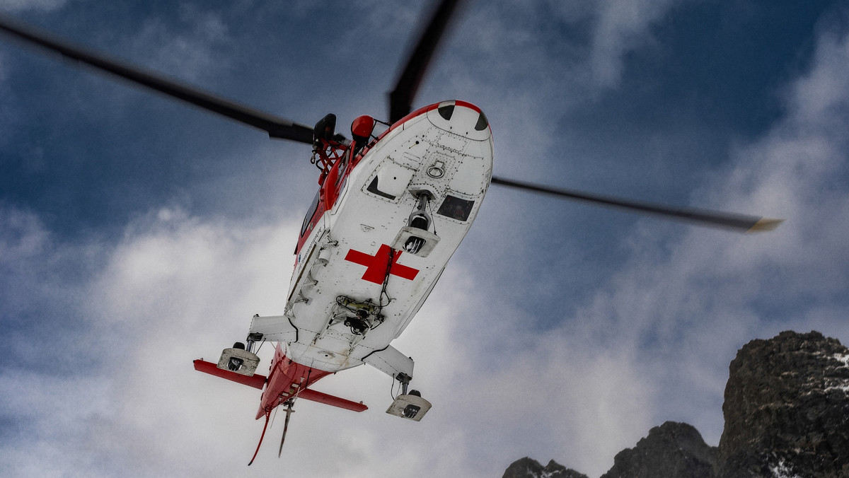 Wypadek helikoptera w Tatrach. Trzy osoby poszkodowane