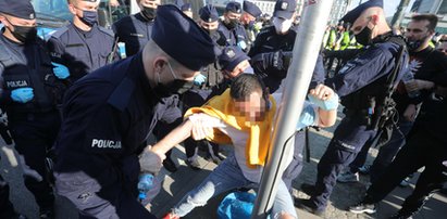 Dwa dni starć przedsiębiorców z policją. Bilans? Dwóch rannych i aż 62...