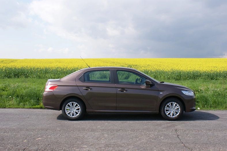 Peugeot 301 ma prostą i elegancką sylwetkę