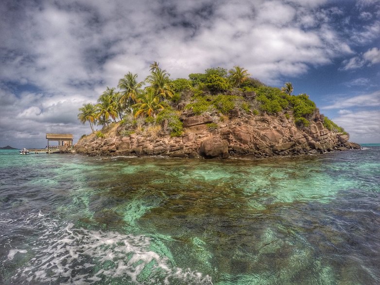 Archipelag Bahamów tworzy około 700 różnych wysp.