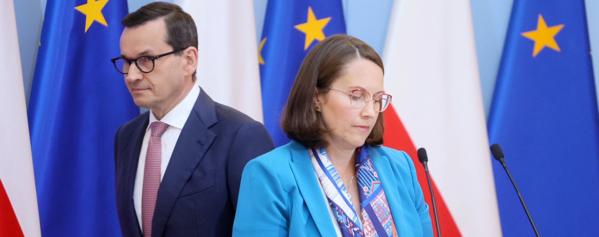 Minister finansów Magdalena Rzeczkowska i premier Mateusz Morawiecki