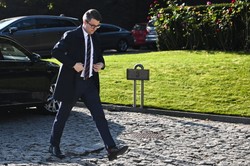 Rzecznik rządu o sytuacji w armii: Normalnie funkcjonuje. Tusk podjudza sytuację