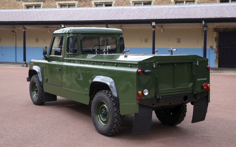Land Rover Defender w specjalnej wersji na pogrzeb Księcia Filipa